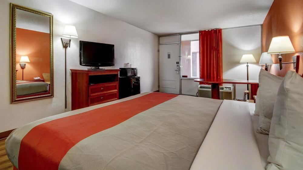 Red Roof Inn פורסית' מראה חיצוני תמונה