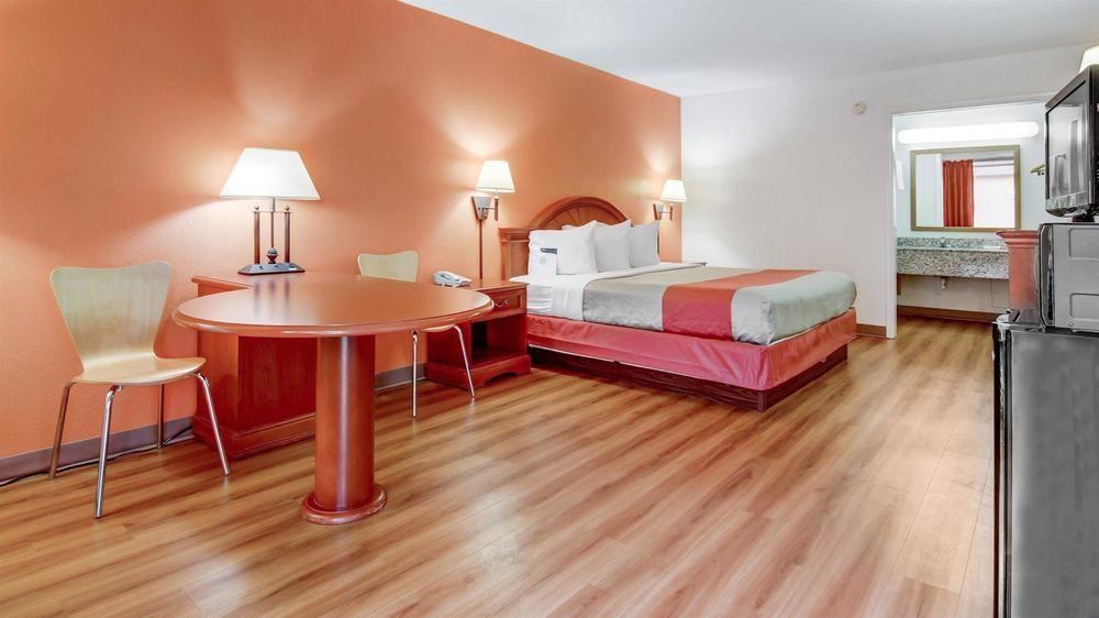 Red Roof Inn פורסית' מראה חיצוני תמונה