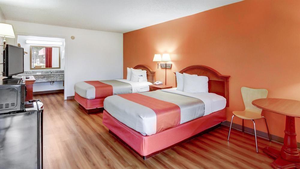 Red Roof Inn פורסית' מראה חיצוני תמונה