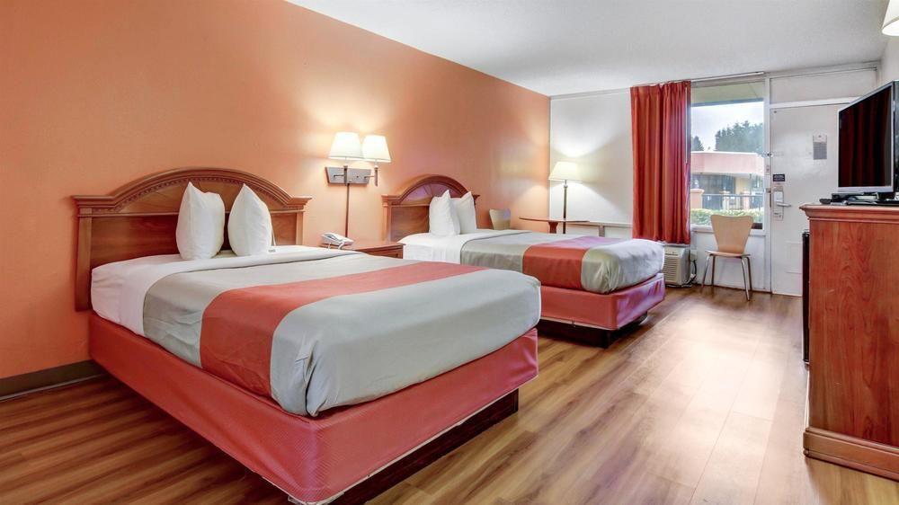 Red Roof Inn פורסית' מראה חיצוני תמונה