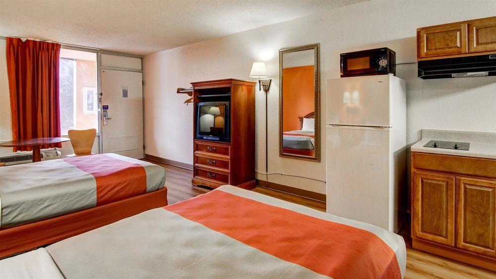 Red Roof Inn פורסית' מראה חיצוני תמונה